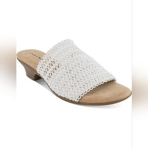 Karen Scott Elsaa White Macrame